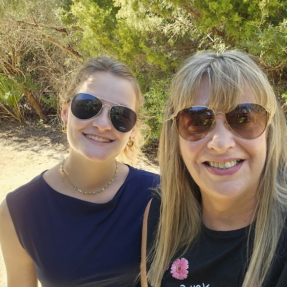 Live Show Listing - Picture 4 of 10